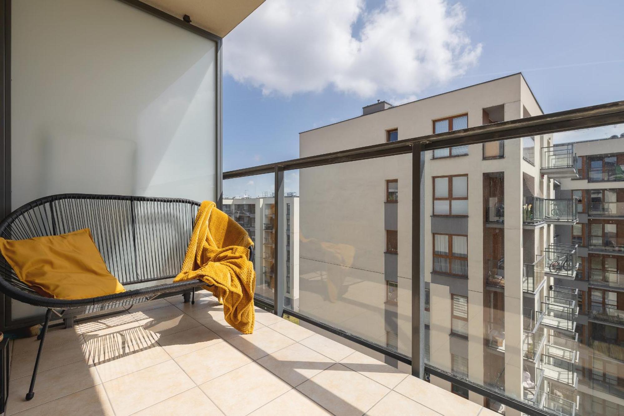Przytulny Apartament Na Wroclawskiej Z Parkingiem W Krakowie By Noclegi Renters Ngoại thất bức ảnh