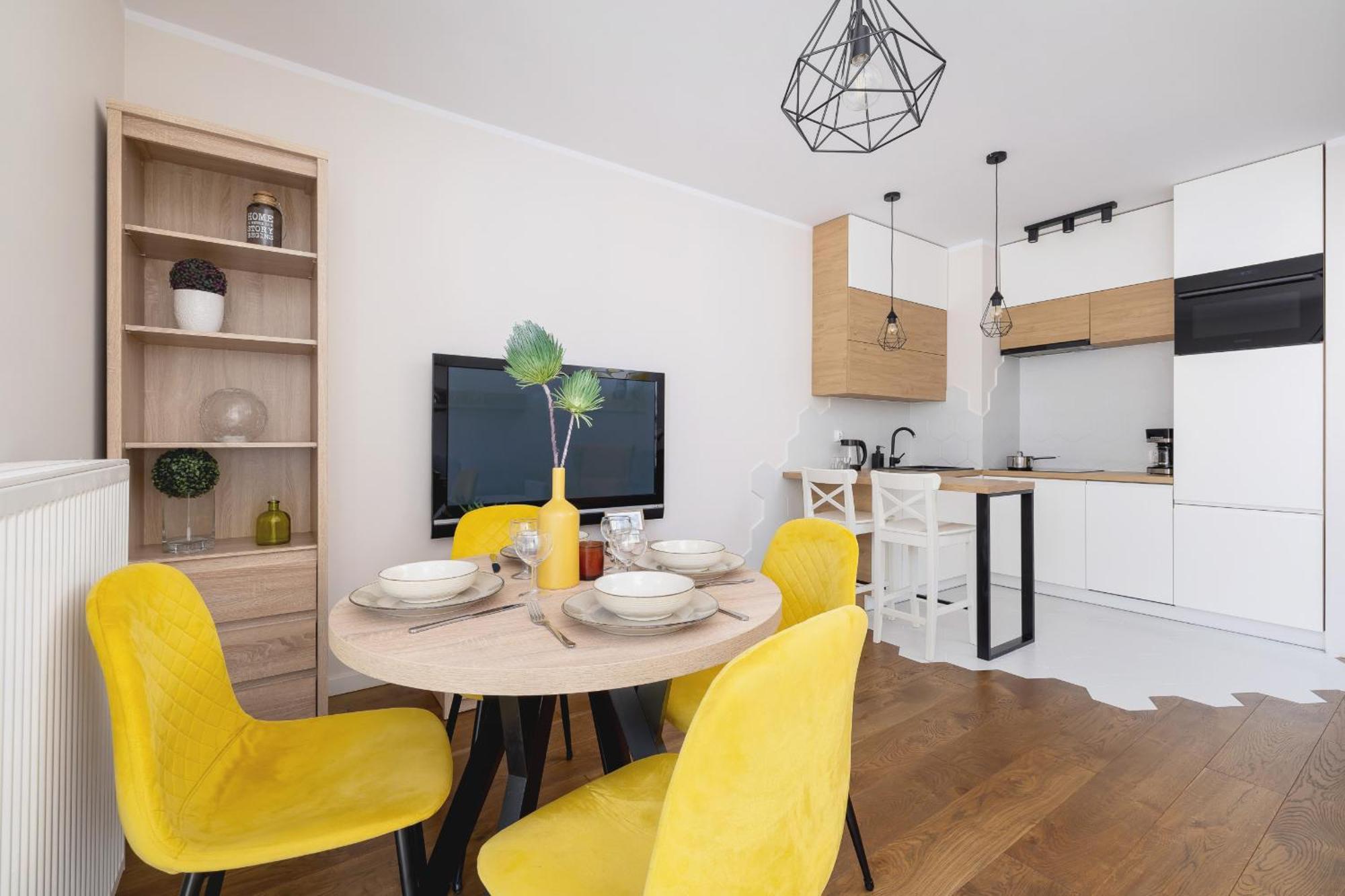 Przytulny Apartament Na Wroclawskiej Z Parkingiem W Krakowie By Noclegi Renters Ngoại thất bức ảnh